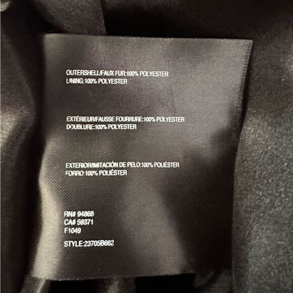 Bernardo Faux Fur Black Cropped Velvet Jacket Shawl Spread Collar Grooved - Picture 11 of 12